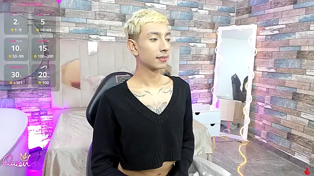 CYRUS TAY online show from May 29, 12:44 pm