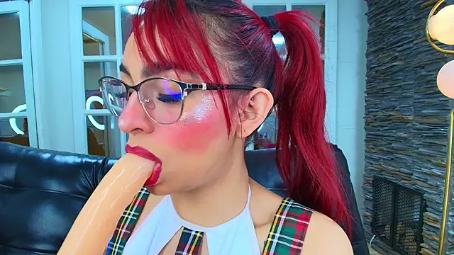 miss   abigail online show from November 15, 11:14 am