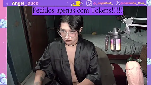 Angel Duck online show from March 3, 11:01 pm