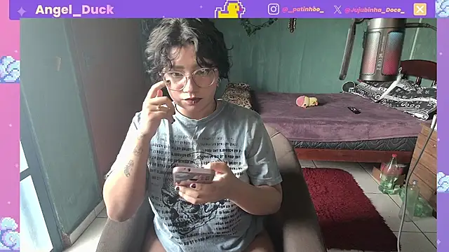 Angel Duck online show from February 25, 6:19 pm