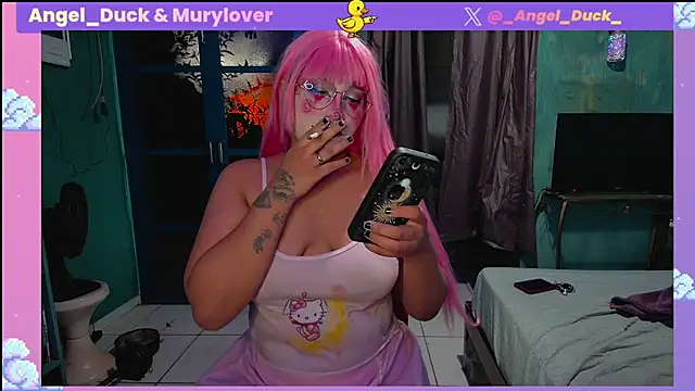 Snapshot of Angel_Duck chatting on July 15, 10:06 pm Angel Duck online show from July 15, 10:06 pm