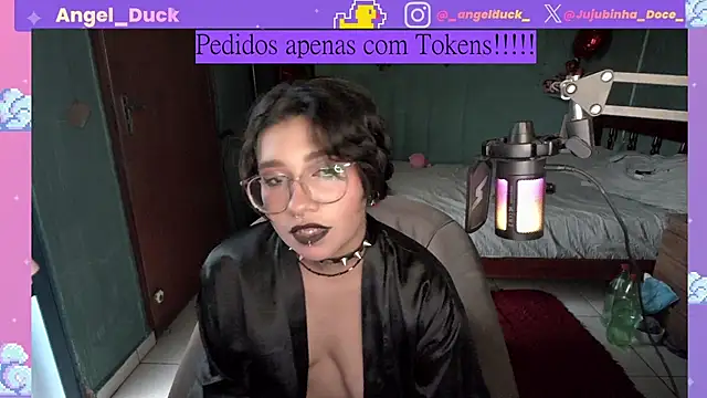 Angel Duck online show from March 5, 9:43 pm