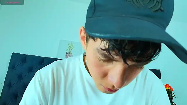 Jheampiiero online show from March 24, 1:55 pm