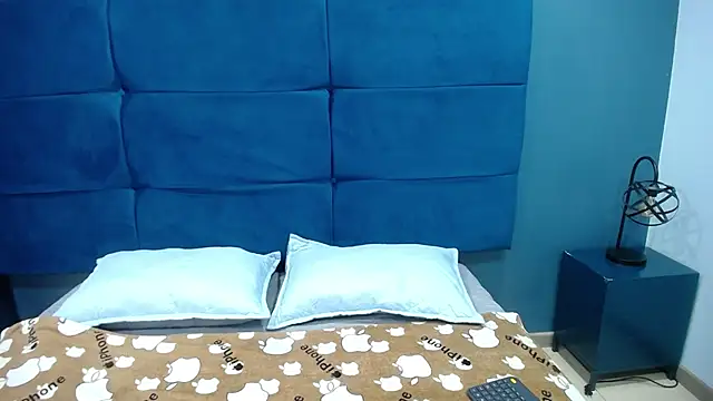 Jheampiiero online show from September 18, 1:14 pm