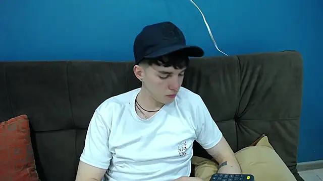 Snapshot of Jheampiiero chatting on November 13, 3:27 pm Jheampiiero online show from November 13, 3:27 pm