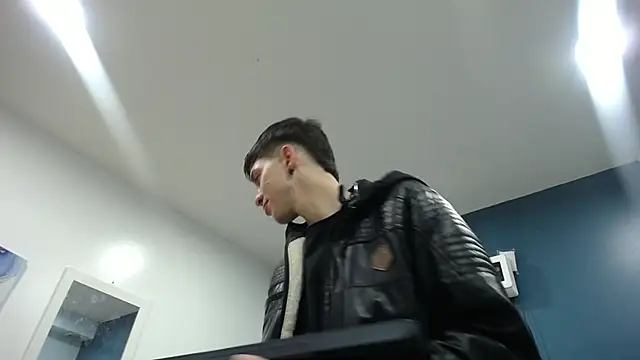 Snapshot of Jheampiiero chatting on November 25, 12:38 pm Jheampiiero online show from November 25, 12:38 pm