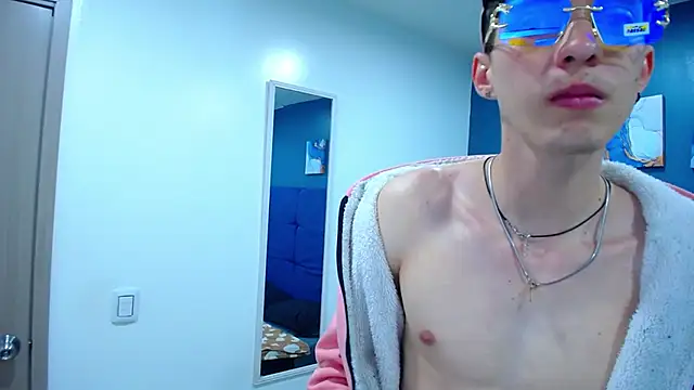 Snapshot of Jheampiiero chatting on October 23, 12:48 pm Jheampiiero online show from October 23, 12:48 pm