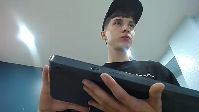 Snapshot of Jheampiiero chatting on November 27, 12:38 pm Jheampiiero online show from November 27, 12:38 pm