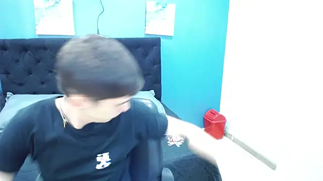 Snapshot of Jheampiiero chatting on October 28, 1:21 pm Jheampiiero online show from October 28, 1:21 pm