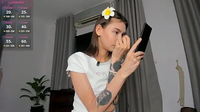 Amy Loveme online show from November 19, 12:21 am