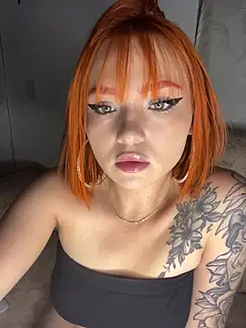 Snapshot of Alysson_LS chatting on November 26, 2:11 am Alysson LS online show from November 26, 2:11 am