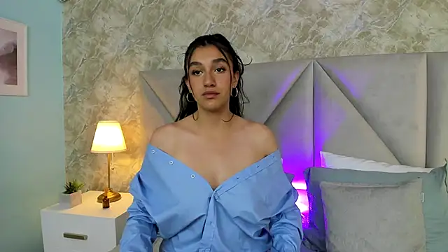 ValentiinaCruz online show from December 14, 8:47 pm