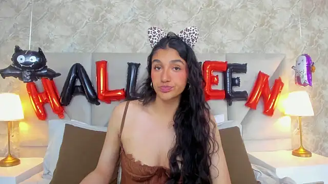 ValentiinaCruz online show from November 1, 8:03 pm