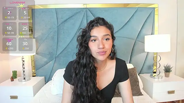 Snapshot of ValentiinaCruz chatting on September 14, 6:30 pm ValentiinaCruz online show from September 14, 6:30 pm
