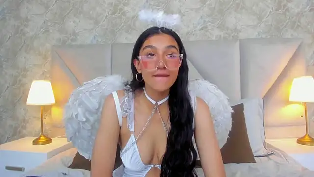 ValentiinaCruz online show from October 30, 10:06 pm