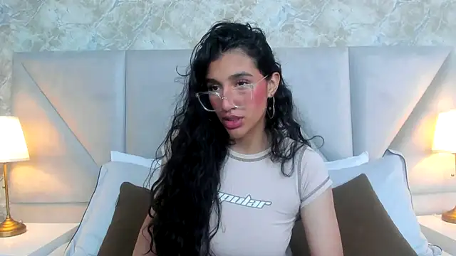 ValentiinaCruz online show from October 21, 10:20 pm