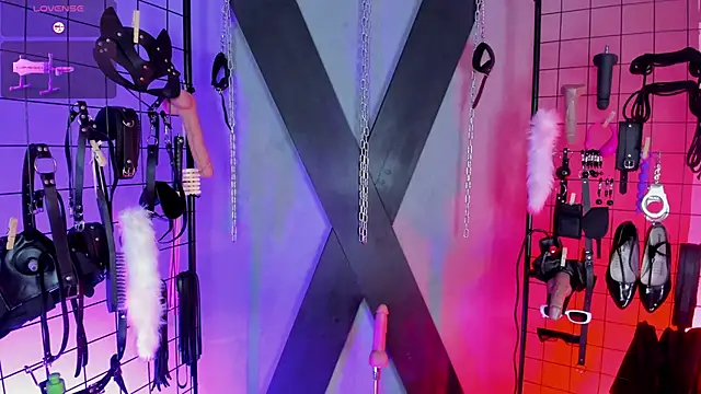 VictoryaLiah BDSM online show from November 11, 10:43 am