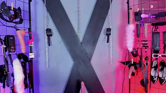 VictoryaLiah BDSM online show from November 6, 10:41 am