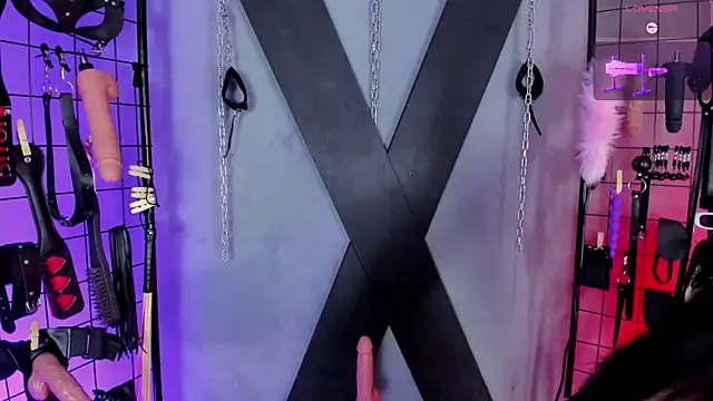 VictoryaLiah BDSM online show from November 4, 11:03 am