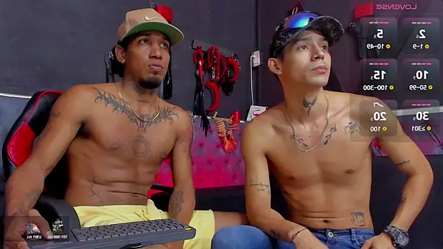 Snapshot of DIEGO_WICKED chatting on March 30, 8:43 pm DIEGO WICKED online show from March 30, 8:43 pm