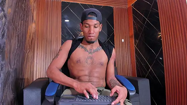 Snapshot of DIEGO_WICKED chatting on September 20, 7:30 pm DIEGO WICKED online show from September 20, 7:30 pm