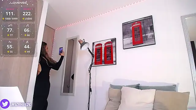 Snapshot of Imsophie2 chatting on November 20, 12:44 am Imsophie2 online show from November 20, 12:44 am