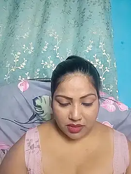 Snapshot of hornypriya696 chatting on September 19, 6:12 pm hornypriya696 online show from September 19, 6:12 pm