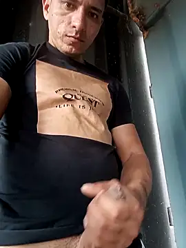 turcosexoactivo online show from April 15, 5:39 pm