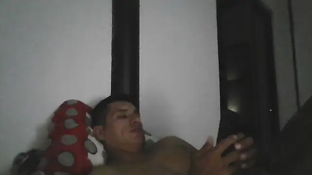 Snapshot of turcosexoactivo chatting on October 14, 1:50 am turcosexoactivo online show from October 14, 1:50 am