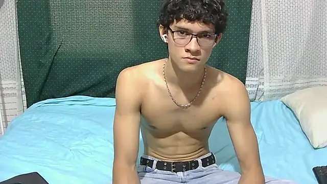 Samuel Hills II online show from February 18, 7:54 pm