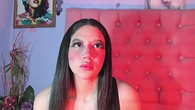 Megan Luxe online show from April 26, 8:00 am