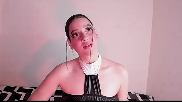 Megan Luxe online show from March 1, 4:34 am