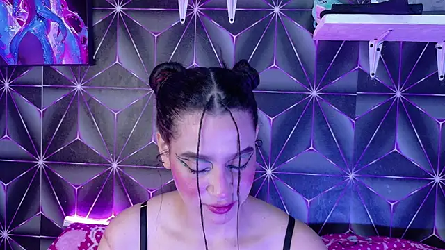 Megan Luxe online show from October 5, 5:31 am