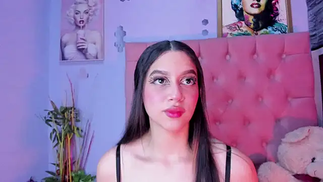 Megan Luxe online show from January 7, 4:06 am