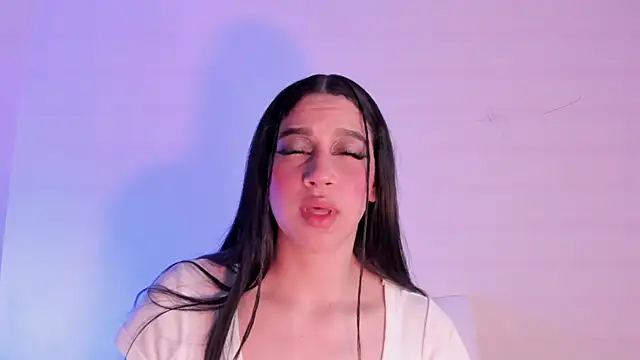 Megan Luxe online show from April 19, 6:36 am