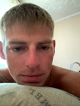 Snapshot of HairyJeffry chatting on September 8, 5:23 pm HairyJeffry online show from September 8, 5:23 pm