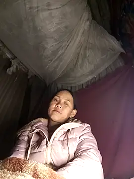 Snapshot of MaiHoa69 chatting on February 7, 10:01 am MaiHoa69 online show from February 7, 10:01 am