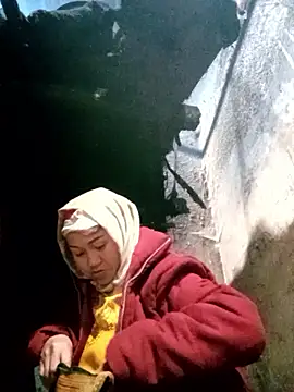 MaiHoa69 online show from January 12, 1:23 am