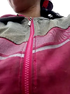 Snapshot of MaiHoa69 chatting on February 11, 5:51 am MaiHoa69 online show from February 11, 5:51 am