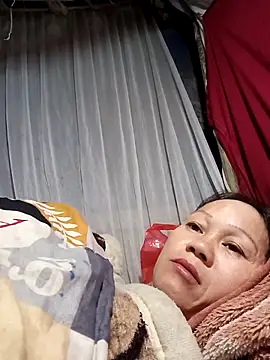 Snapshot of MaiHoa69 chatting on November 4, 6:33 pm MaiHoa69 online show from November 4, 6:33 pm