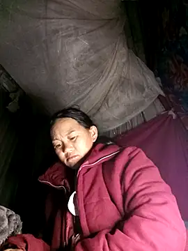 MaiHoa69 online show from March 12, 10:25 pm