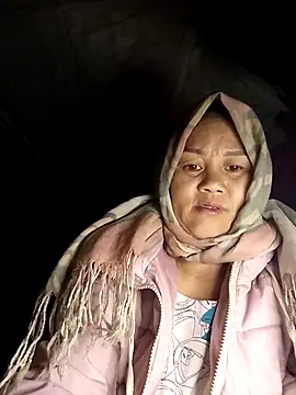 Snapshot of MaiHoa69 chatting on February 8, 12:58 pm MaiHoa69 online show from February 8, 12:58 pm