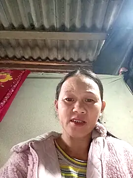 Snapshot of MaiHoa69 chatting on October 25, 12:32 am MaiHoa69 online show from October 25, 12:32 am