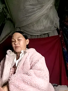 Snapshot of MaiHoa69 chatting on February 19, 1:19 pm MaiHoa69 online show from February 19, 1:19 pm