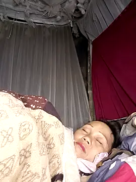 Snapshot of MaiHoa69 chatting on December 2, 5:36 pm MaiHoa69 online show from December 2, 5:36 pm