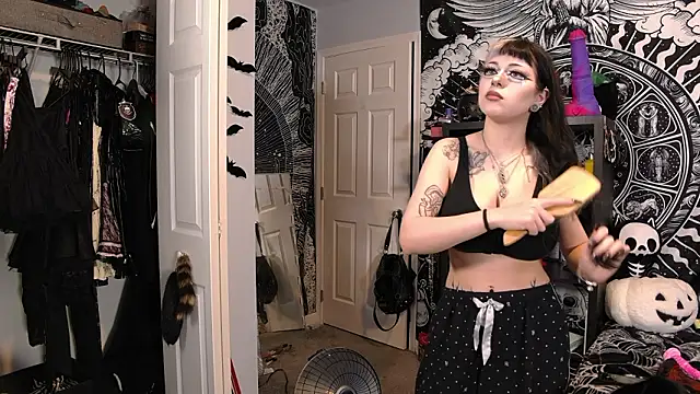 Paige Turner online show from February 26, 9:26 pm