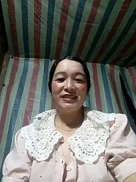 Snapshot of Bliss_rose chatting on September 30, 11:33 pm Bliss rose online show from September 30, 11:33 pm