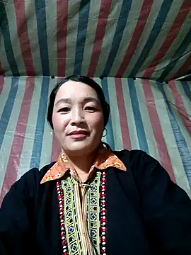 Bliss rose online show from November 7, 7:57 am