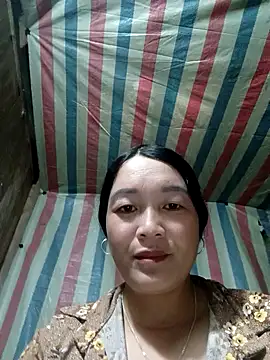 Snapshot of Bliss_rose chatting on October 4, 3:30 am Bliss rose online show from October 4, 3:30 am
