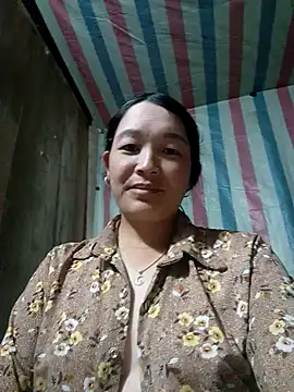 Snapshot of Bliss_rose chatting on October 4, 3:35 pm Bliss rose online show from October 4, 3:35 pm